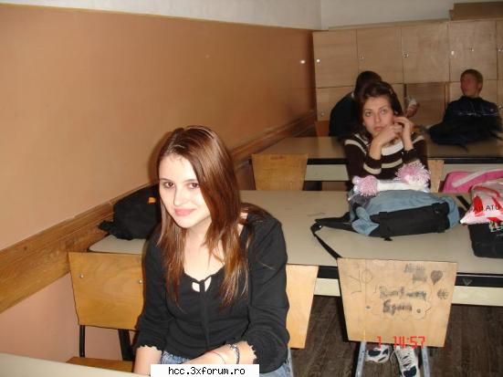 cum vedeti in poza...are tendinta de a se clasa x b